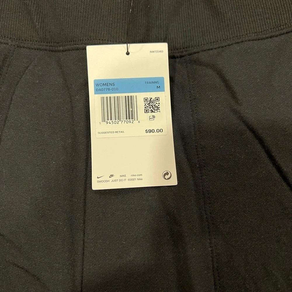 Nike Yoga Luxe Cropped Pants - Picture 8 of 10